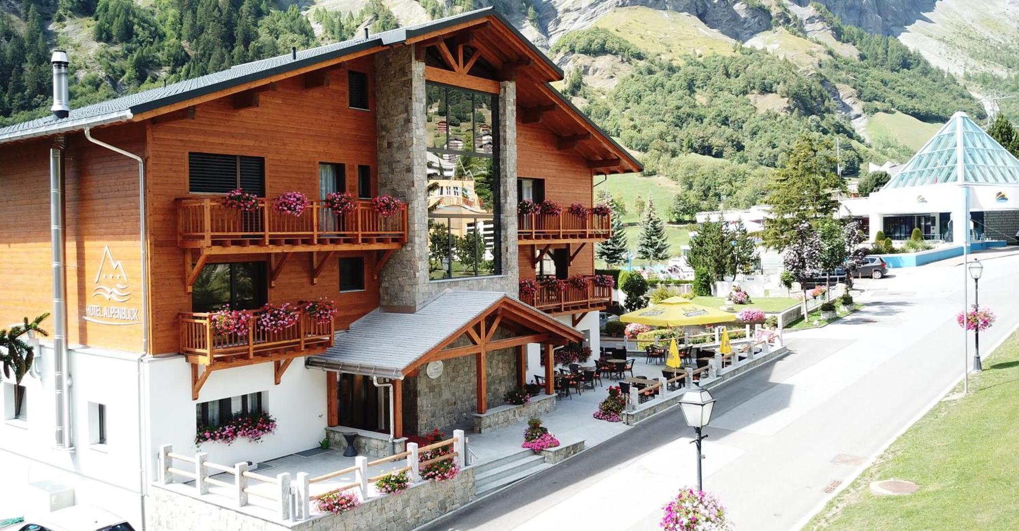 Hotel Alpenblick-Leukerbad-Therme Eksteriør billede
