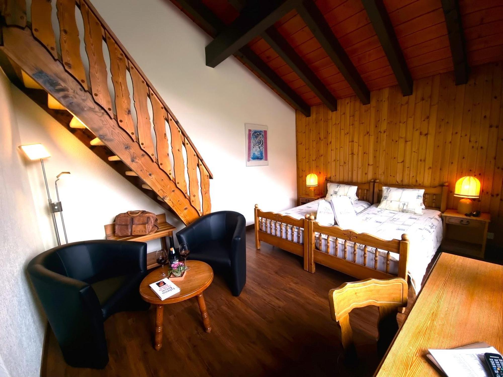 Hotel Alpenblick-Leukerbad-Therme Værelse billede