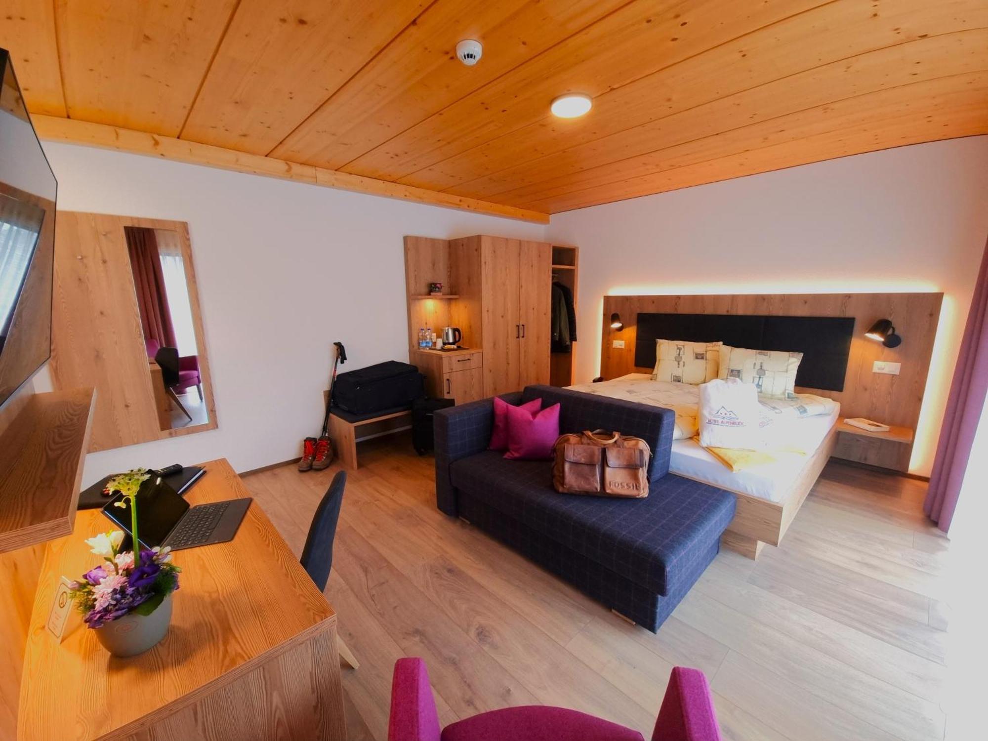 Hotel Alpenblick-Leukerbad-Therme Værelse billede
