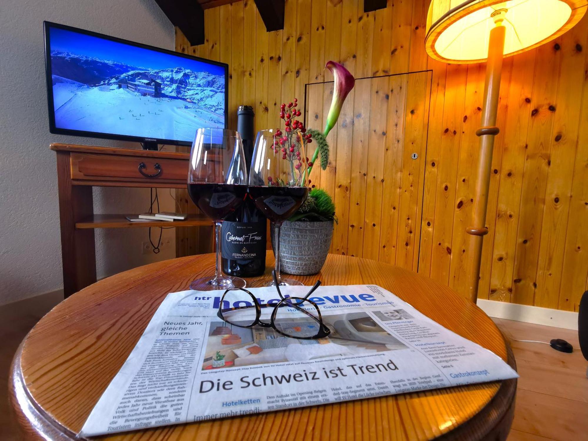 Hotel Alpenblick-Leukerbad-Therme Værelse billede
