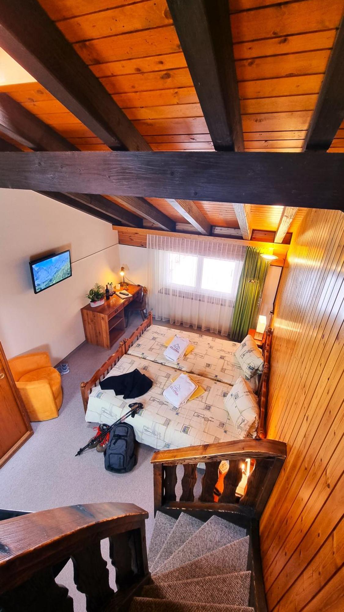 Hotel Alpenblick-Leukerbad-Therme Værelse billede